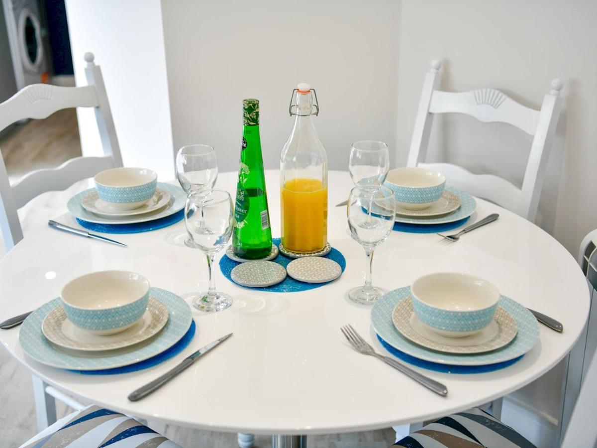 Pass The Keys Newly Refurbished Modern Bungalow - Pets Welcome Villa Swansea Dış mekan fotoğraf